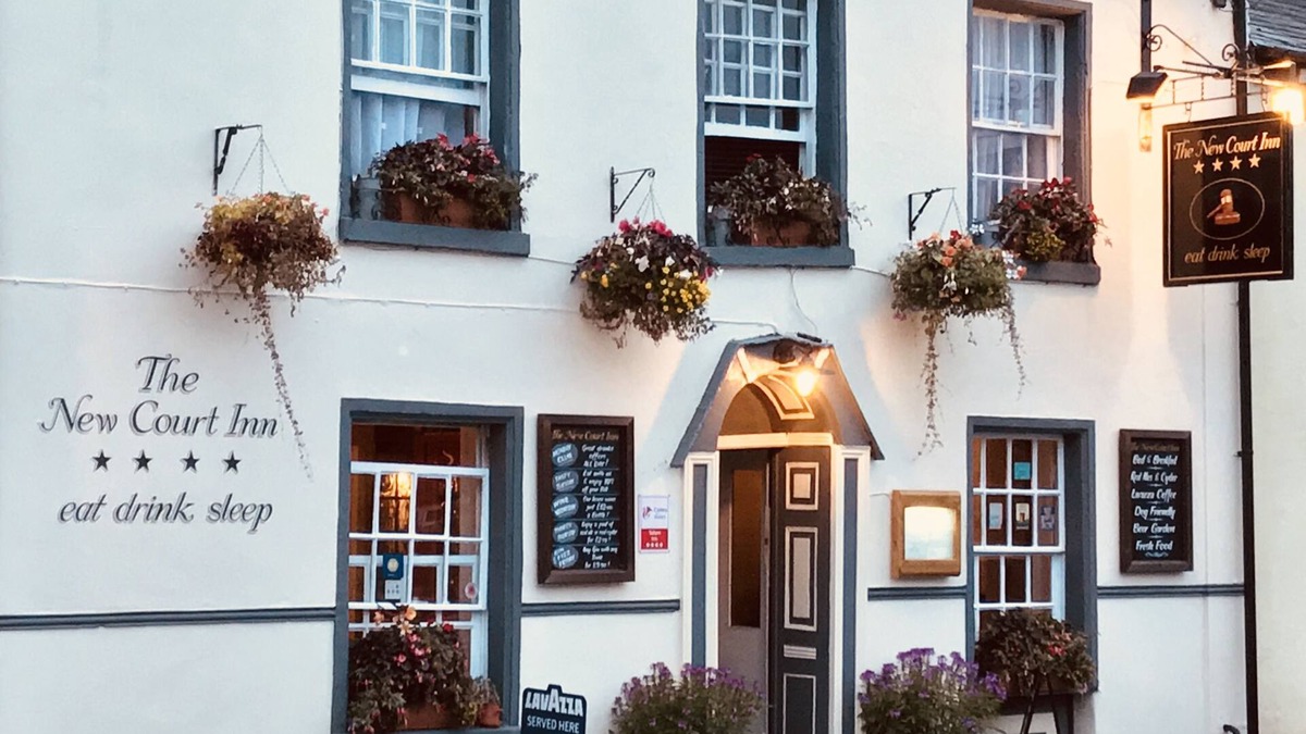 Usk Hotel | The New Court Inn