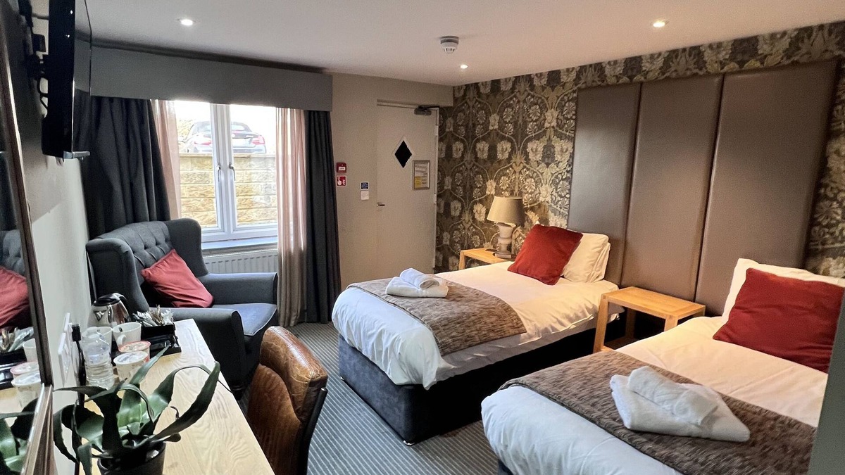 Sowerby Bridge Hotel | The New Hobbit Hotel Rooms
