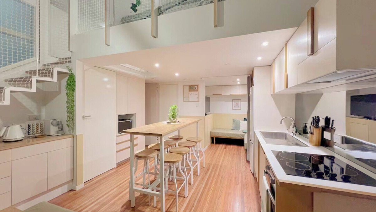 Brisbane Central Business District Apartment | The New Yorker Loft | Brisbane CBD | Sleeps 5