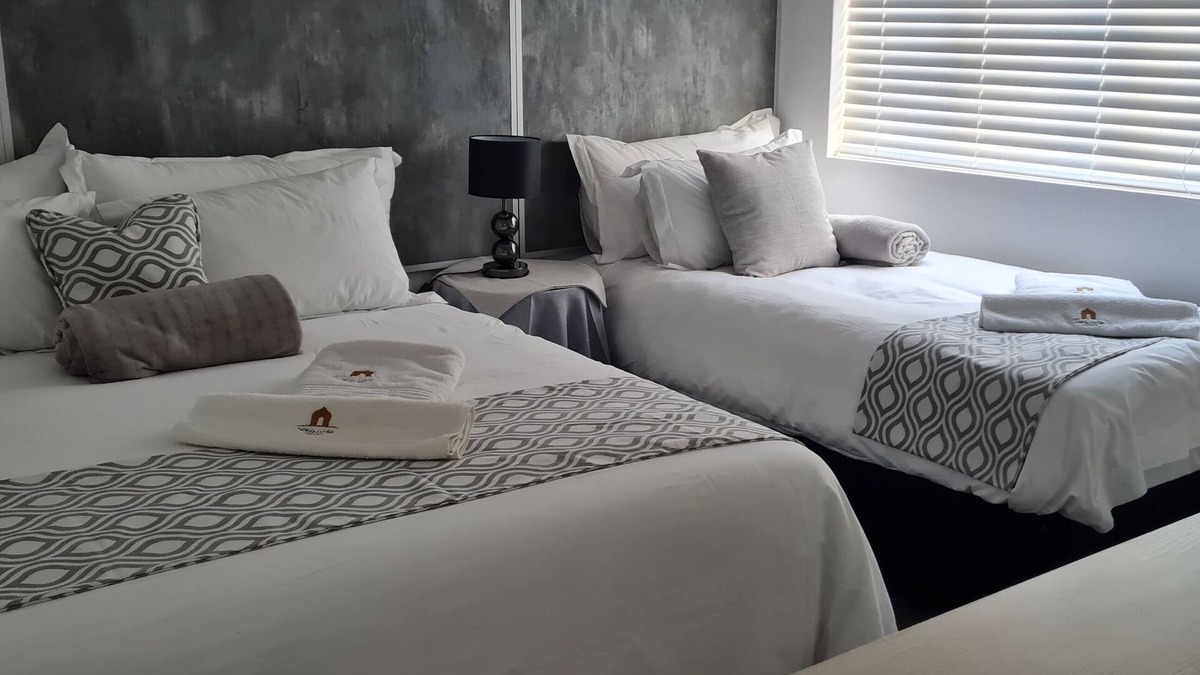 Ottery House | The Noble Lodge
