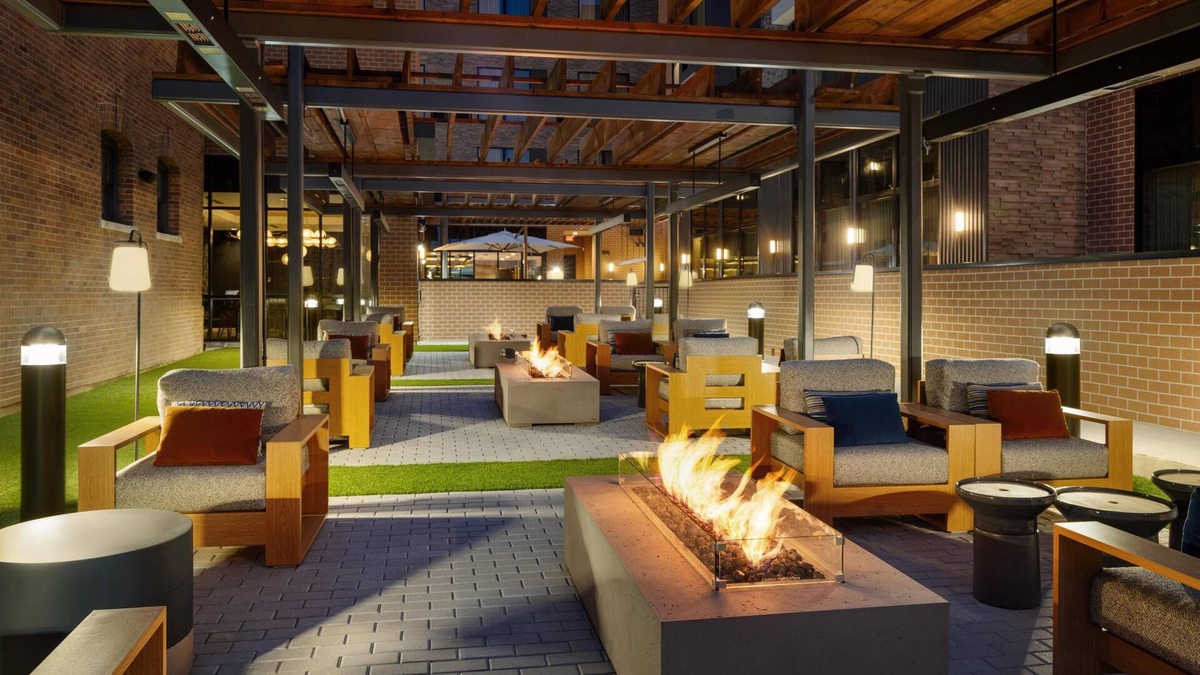 Fort Worth Hotel | The Nobleman Fort Worth, Tapestry Collection By Hilton