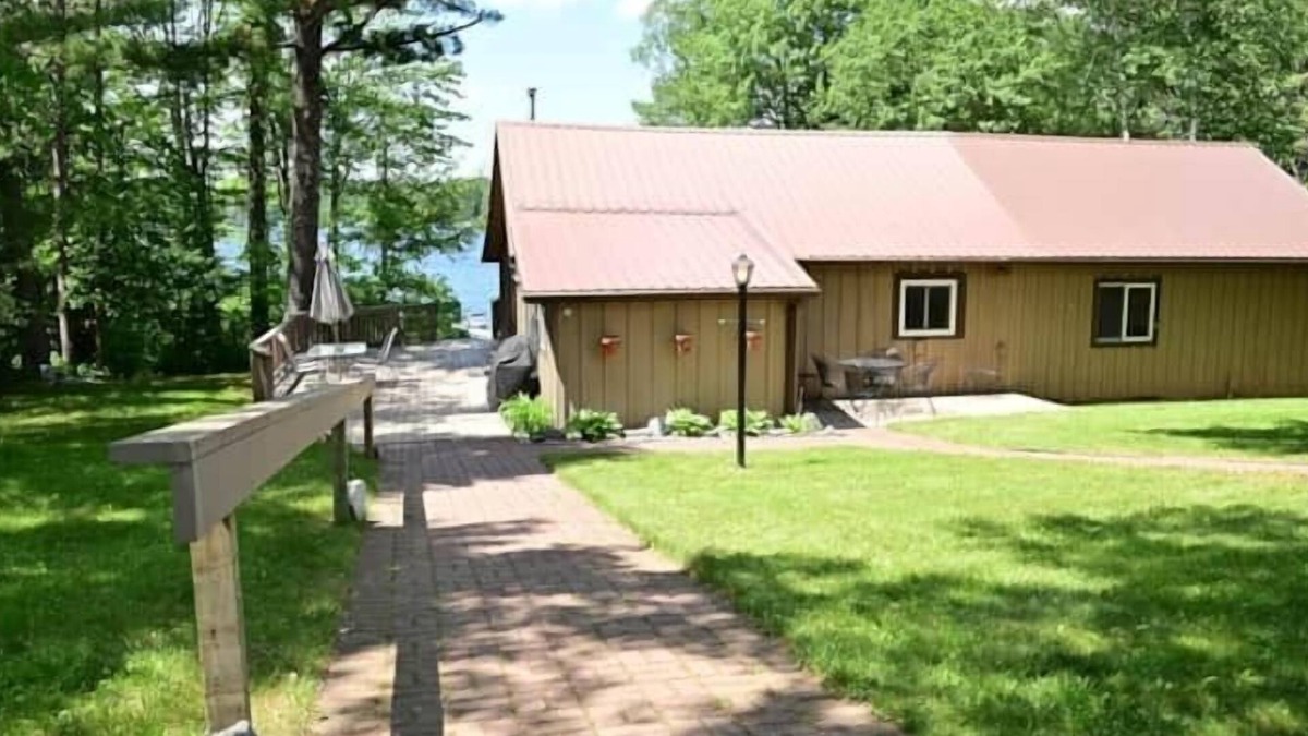 Clam Lake House | The North House - Upper Clam Lake