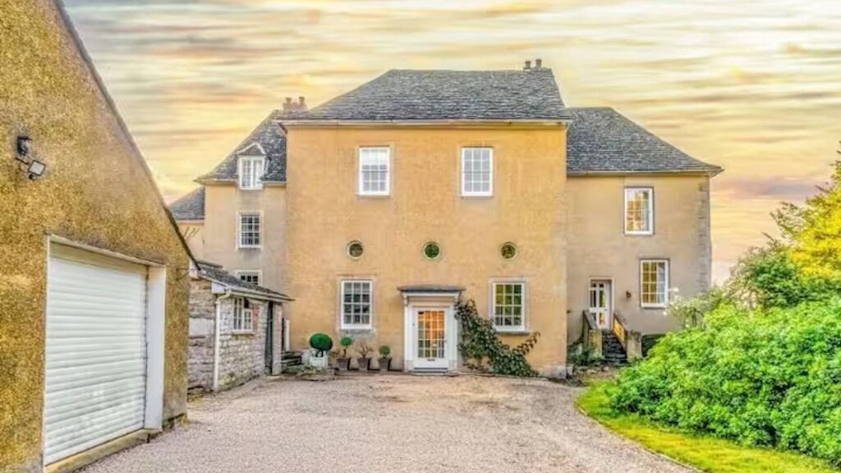 Wroughton House | The North Wing of Wroughton Country Retreatnn