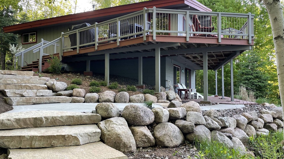 Presque Isle House | The Northwoods At Its Finest!