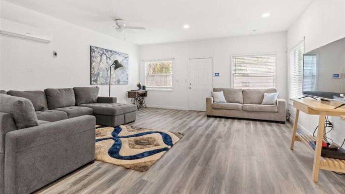 Ybor City House | The Not So Tiny House