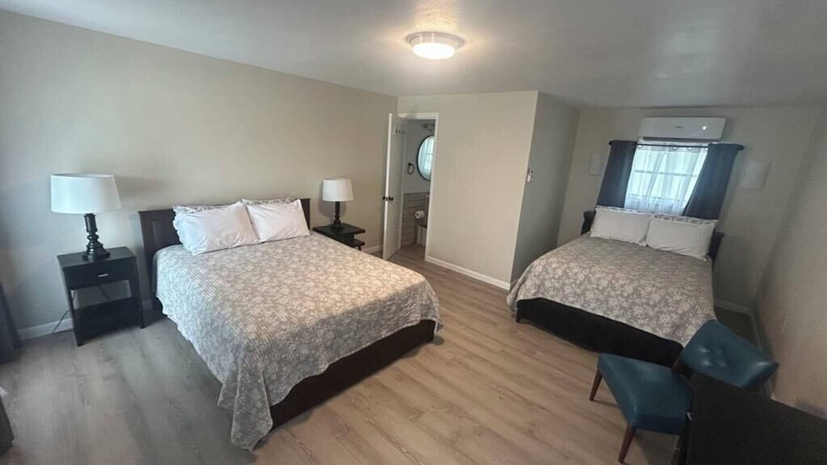 Barksdale Apartment | The Nueces River Retreat - Room #2