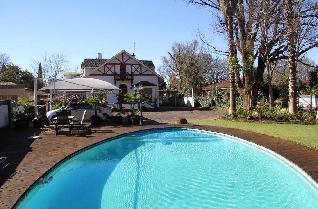 Potchefstroom House | The Oak Potch Guesthouse