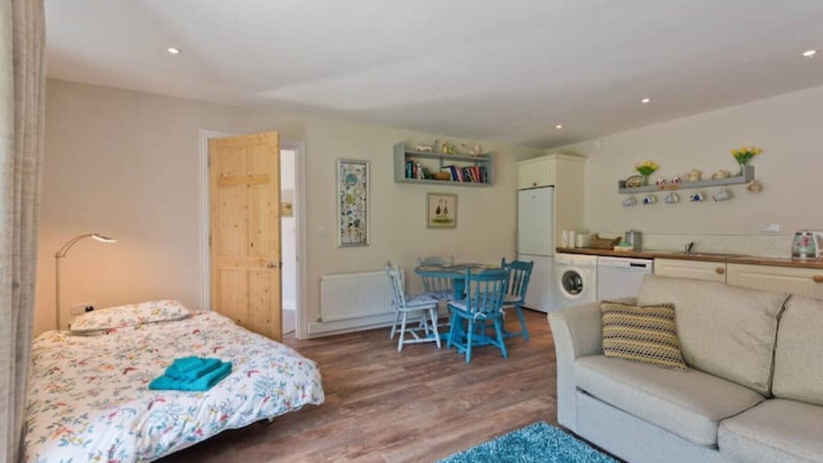 Ashford Cottage | The Oaks Secluded Cosy Cottage near Ashford