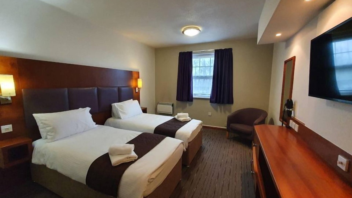 Twigworth Hotel | The Oakwood Hotel