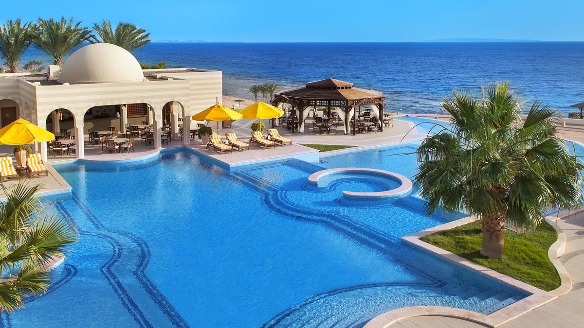 Village Road Hotel | The Oberoi Beach Resort, Sahl Hasheesh