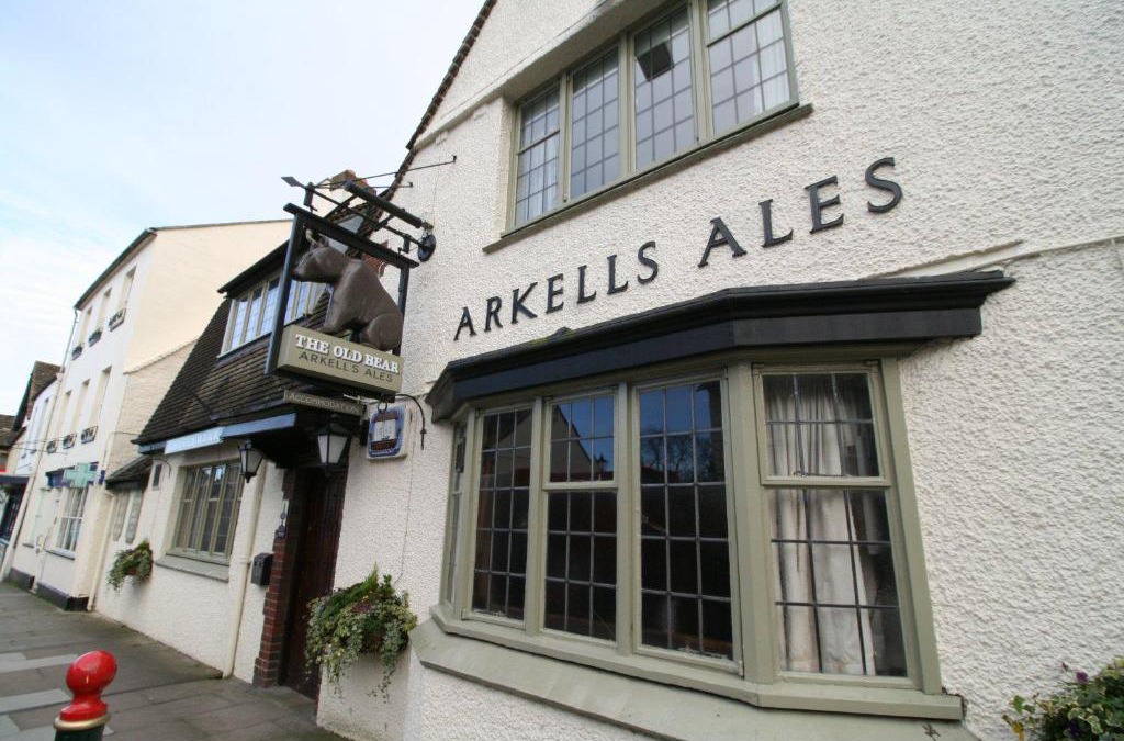 Cricklade Hotel | The Old Bear Inn