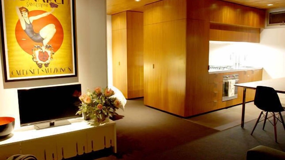 Redfern House | The Old Dairy loft, inner city accommodation