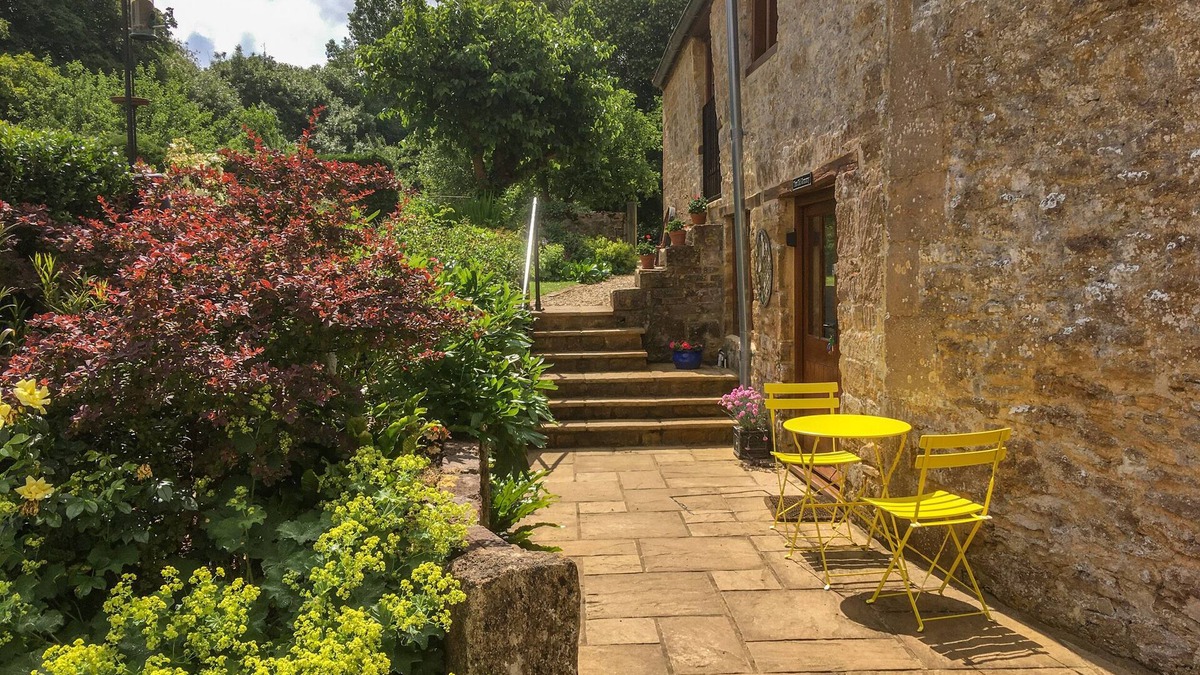 South Perrott Cottage | The Old Granary