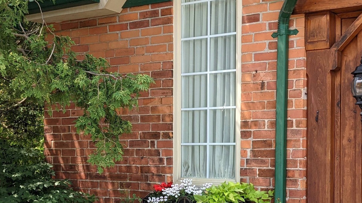 Stratford Apartment | The Old Rectory Coach House-WEST Suite downtown