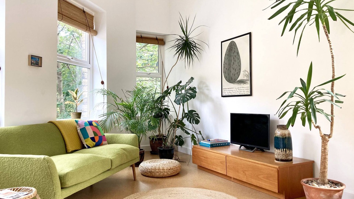 Wadsworth Cottage | The Old Riverside School House Apt 3