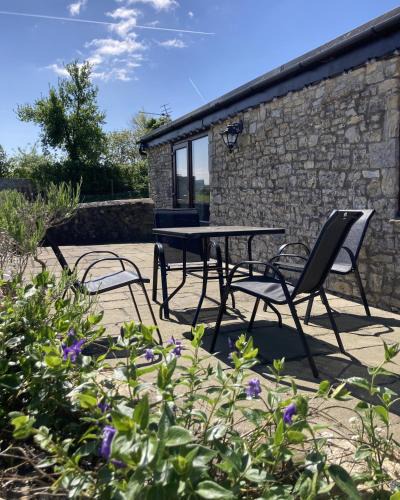 Llancarfan House | The Old Stable, Llancarfan