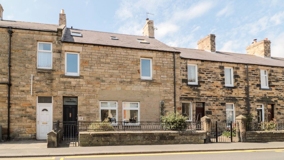 South Charlton Cottage | THE OLD SWEET SHOP, pet friendly, with open fire in Alnwick