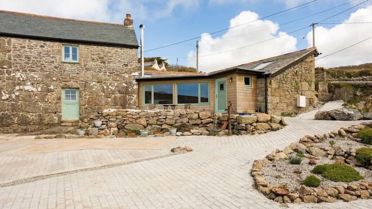 Zennor House | The Olde Piggery, on the coastal road, Zennor, St Ives