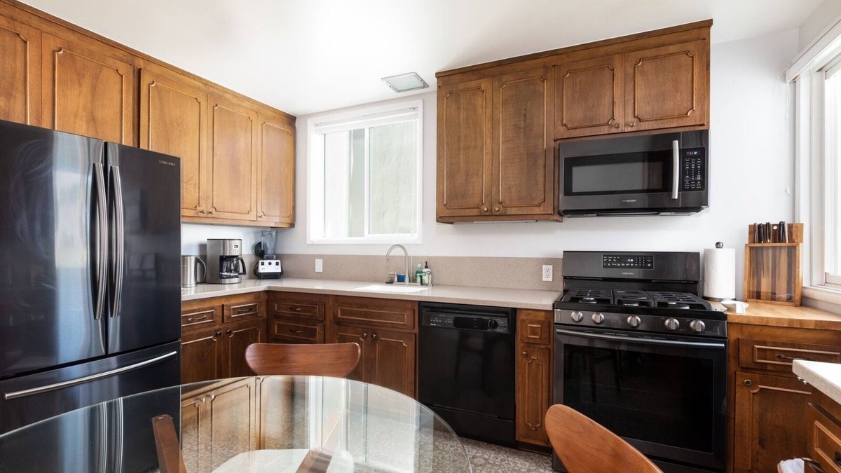 Westlake House | The Olympic: Mid-century On The Golf Course 3 Bedroom Home by Redawning
