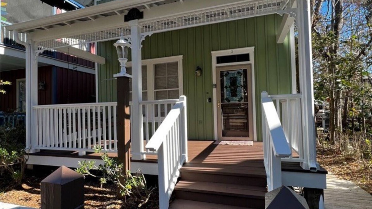 Steinhatchee Cottage | The Orange Blossom Cottage - Steinhatchee Landing - Creekside - Sleeps 8