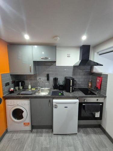 Bradford Apartment | The Orange Outpost 8a - City Centre