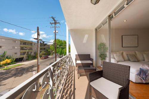 Wilshire Montana Apartment | The Orchid-Beachfront Bliss Spacious 2BR Apt In Santa Monica