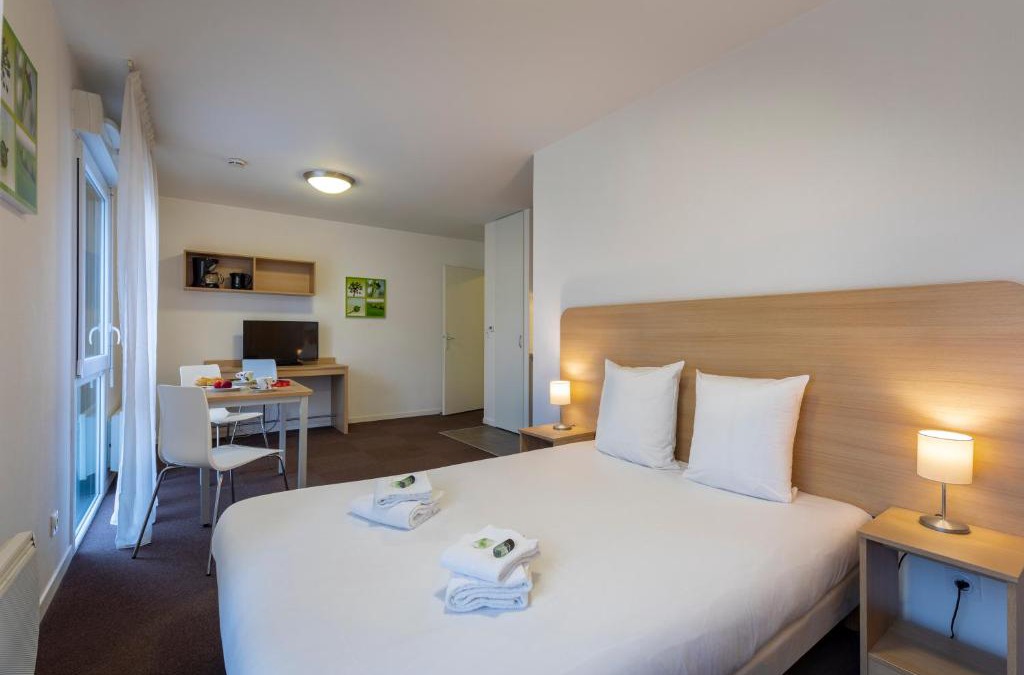 Troyes Apartment | The Originals Residence, Kosy Appart'hotels Troyes City & Park