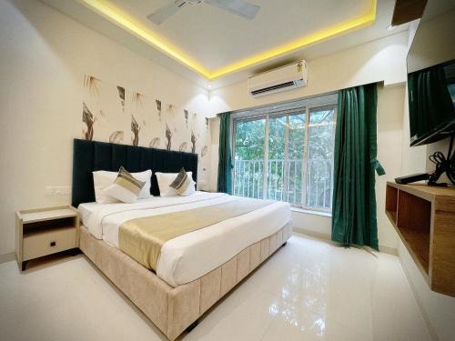 Santacruz Apartment | The Orion - Premium Apartments