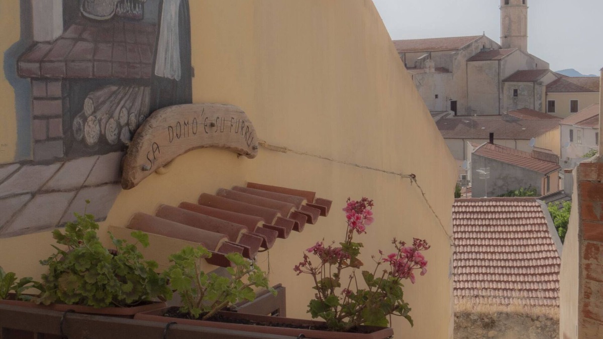 Codrongianos Apartment | The oven home Restored Old House in the quiet Historic Center of Codrongianos.