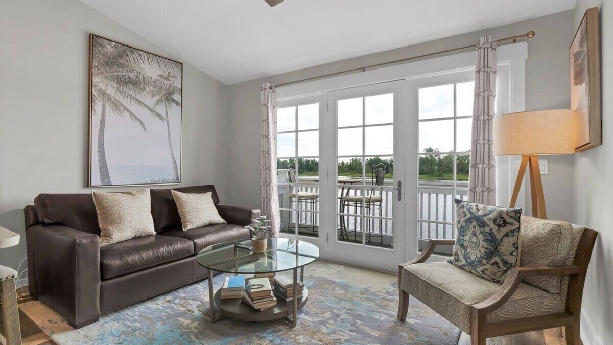 Riverwalk Condo | The Overlook - Downtown - Parking