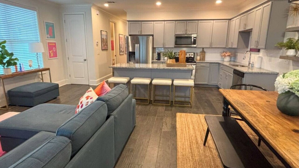 Oxford Apartment | The Oxford Mill Retreat