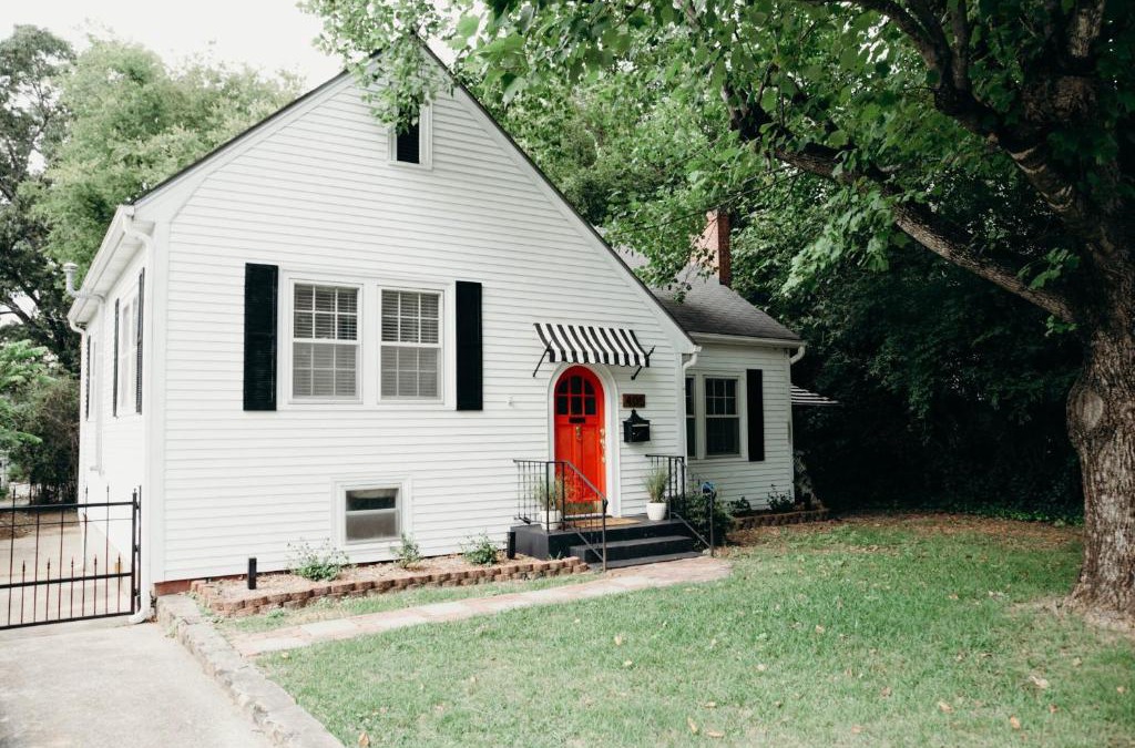 Hot Springs House | The Paddock Luxury Vacation Home