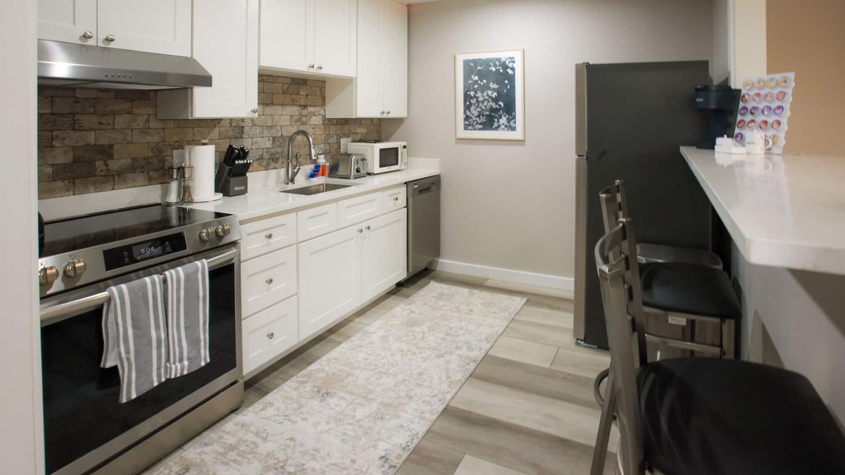 Enterprise Apartment | The Pads - Suite 4 (1st Floor)