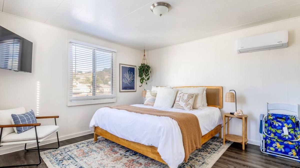 Avila Beach Apartment | The Palm House - Pet Friendly