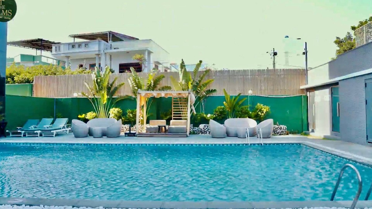 Phan Thiet Hotel | The Palms Hotel Phan Thiet
