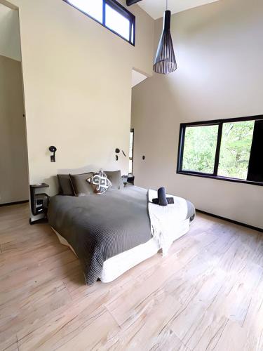 Burnt Pine House | The Palms - Norfolk Island