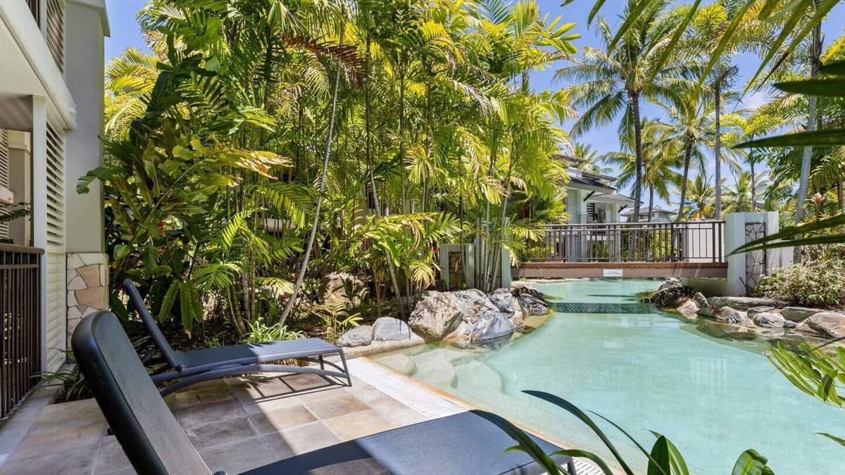 Port Douglas Apartment | The Palms Swim out Comfort meets Tropical Charm