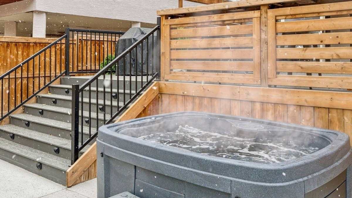Rosedale House | The Park House Retreat w/Hot Tubn
