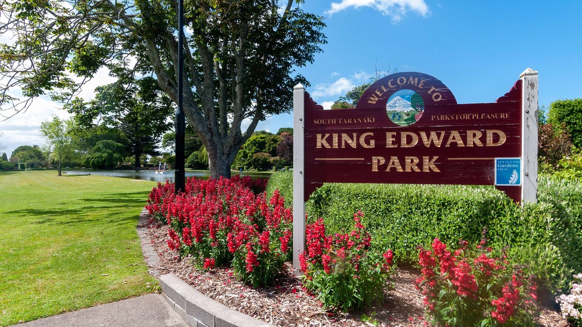 Hawera Hotel | The Park Motel