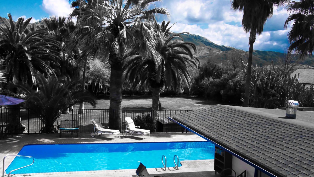 Lemon Cove Bed & Breakfast | The Parks Inn Bed and Breakfast