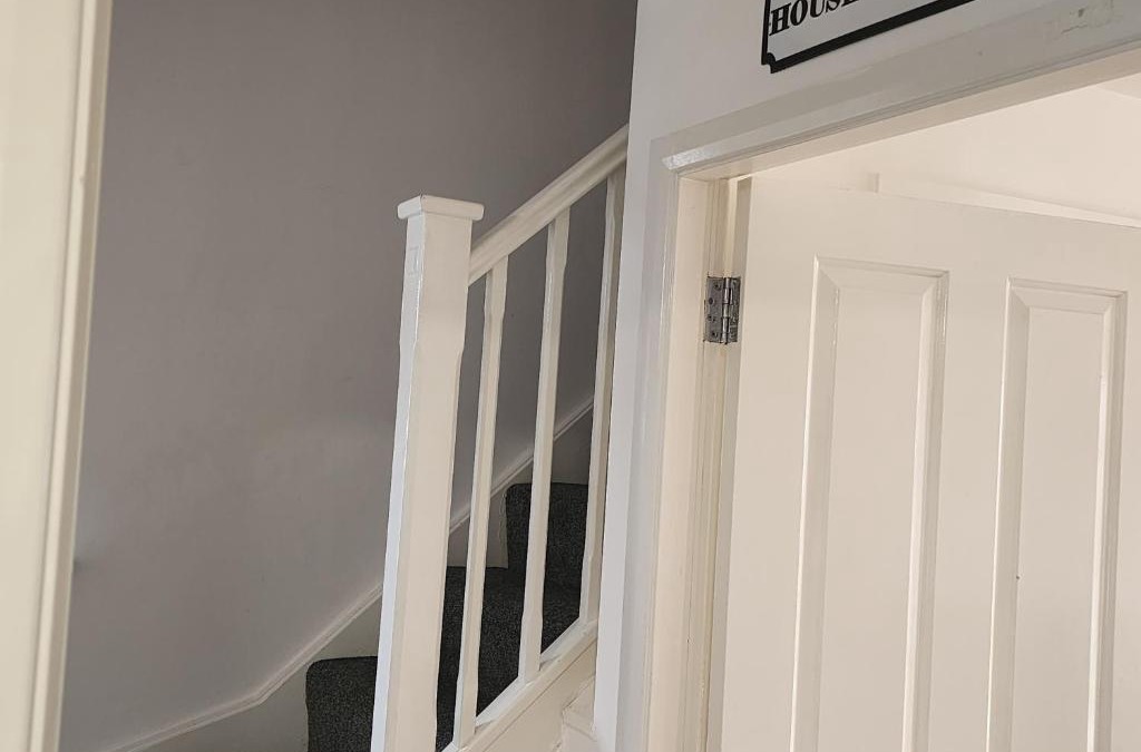 Great Sankey Apartment | The Peaceful Duplex