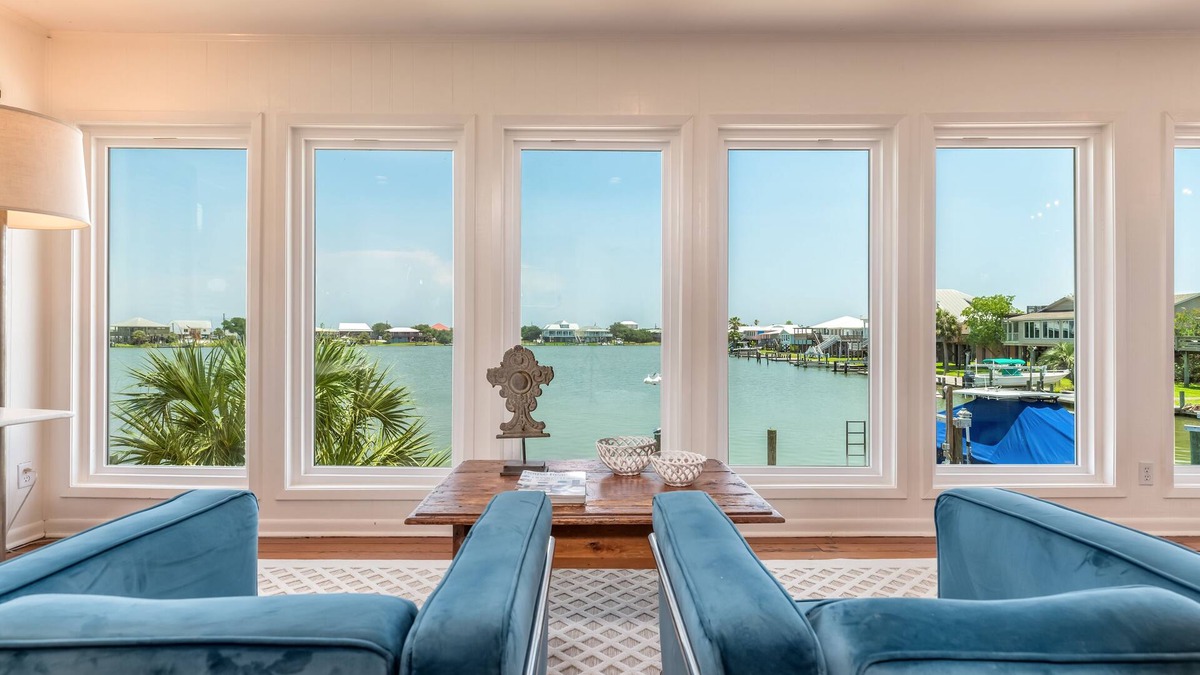 Royal Lagoons House | The Pearl | Fall openings. Easy walk to gulf beach