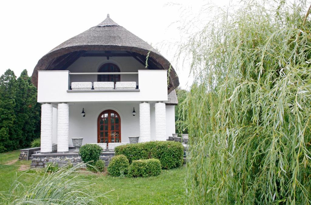 Szigliget Villa | The Pearl of Balaton