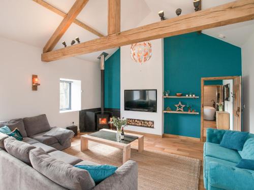 Ysbyty Ystwyth House | The Pendre Longbarn