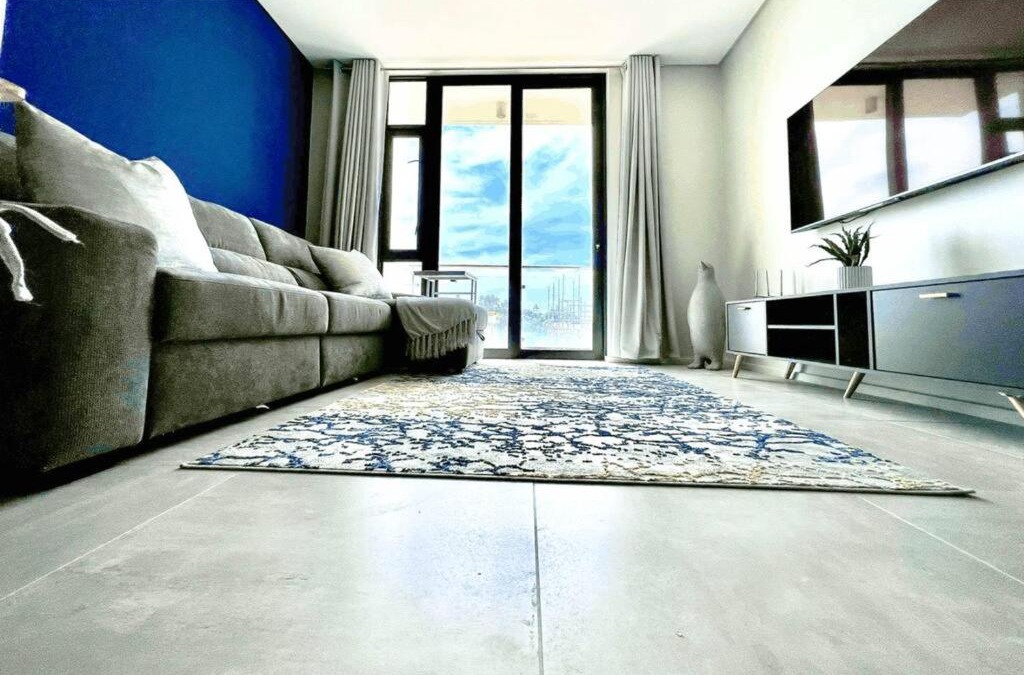 Summerstrand Apartment | The Penguin Cove
