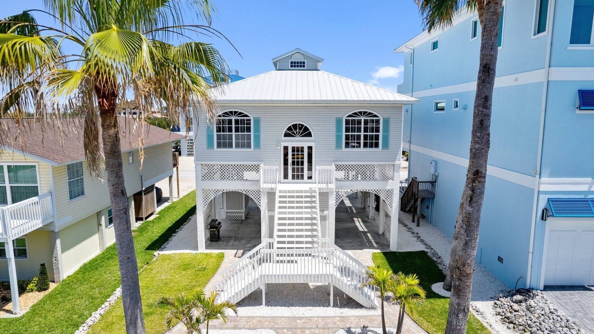 Bonita Springs House | The Perfect Beach Getaway! 2-Bedroom & 2-Bath Home | Sleeps 7