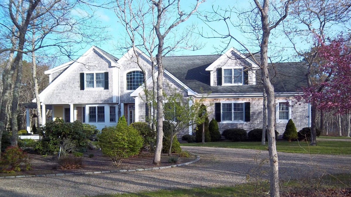 West Tisbury House | The Perfect Getaway! Ferry tickets incl. for 8/5-8/12