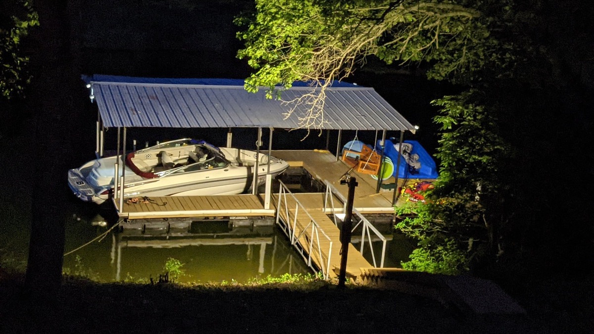 Gravois Mills House | The perfect lakeside get away