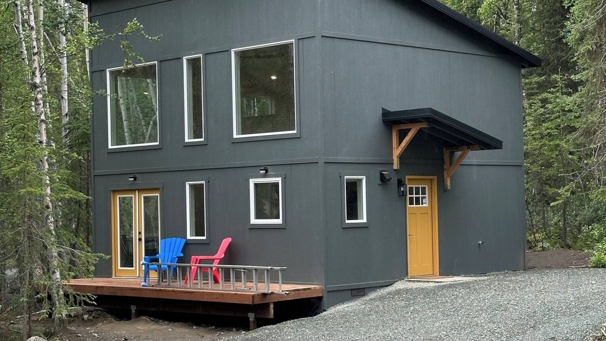Chugiak Cabin | The perfect place for families or groups, offering ample space and comfort for six in the serene Eklutna Valley.