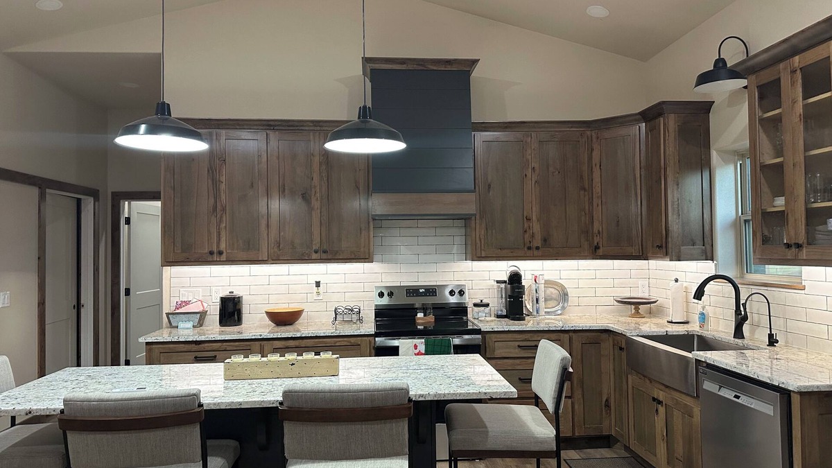 Tahlequah Apartment | The perfect, quiet hideaway! Spacious 1-bedroom with all the amenities of home.